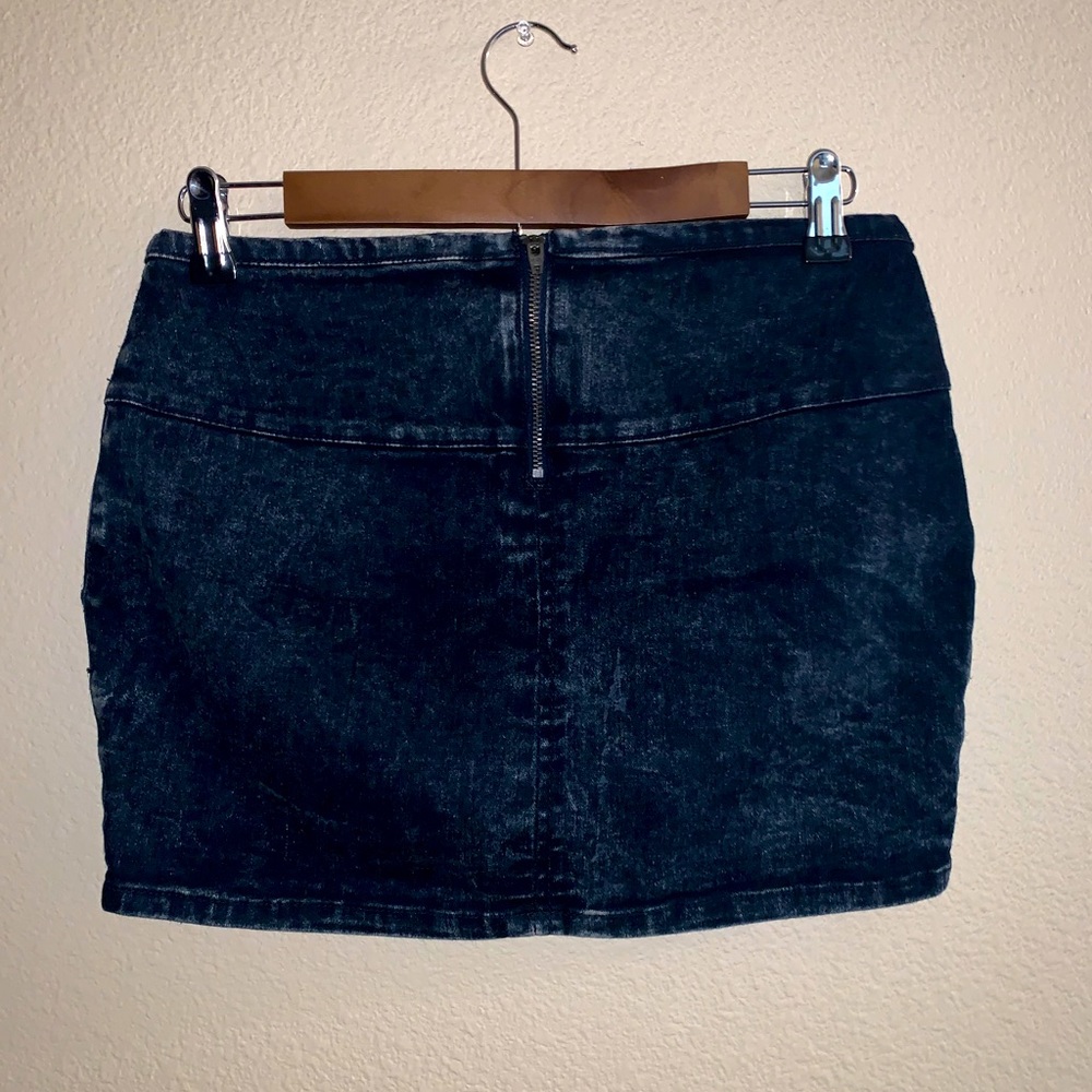 Jean mini skirt